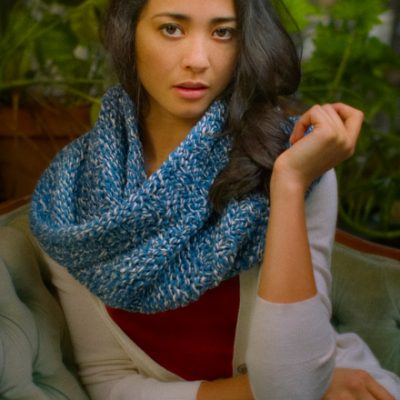 109DF Canary Twist Cowl