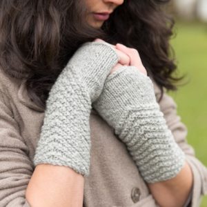 fingerless gloves