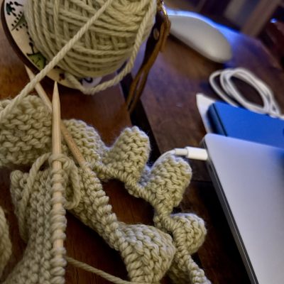 Jasper throw cast on merino wool