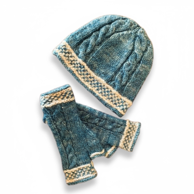 hat and mitts on white merino wool and hemp